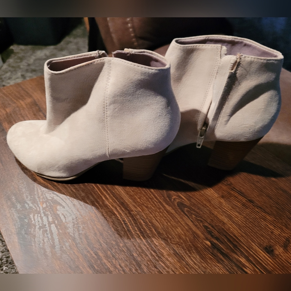 Woman's Ankle boots
